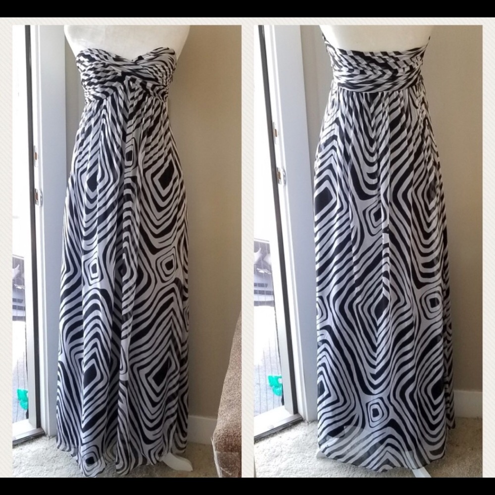 Black house white market Max dress